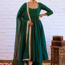 CANIZZARO Women Panelled Gotta Patti Kurta with Trousers & With Dupatta image 4