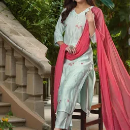 Aaghnya Women Embroidered Regular Kurta with Trousers & With Dupatta image 4