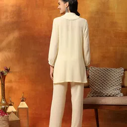 Nayam By Lakshita Floral Embroidered Thread Work Straight Kurta With Trousers image 5