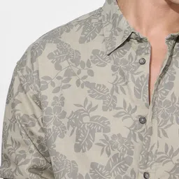 The Souled Store Men Floral Opaque Printed Casual Shirt image 2
