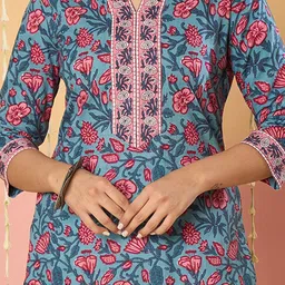 Indo Era Women Floral Printed Regular Thread Work Pure Cotton Kurta with Trousers & With Dupatta image 2