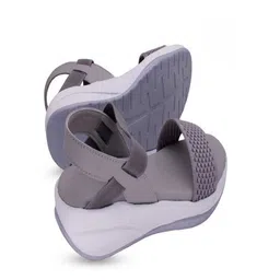 MONAQI Women Colourblocked Open Toe Flats image 4