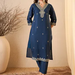 Royal Export Women Floral Embroidered V-Neck Sequinned Kurta with Trousers & Dupatta image 3
