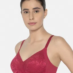 Triumph Delicate Doreen Wireless Non Padded Maximum Comfort Big-Cup Everyday Bra image 3