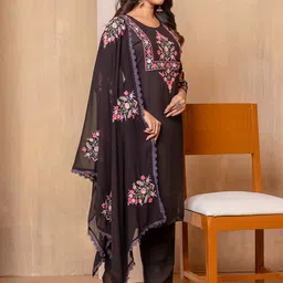 HERE&NOW Floral Embroidered Straight Kurta With Salwar & Dupatta image 4