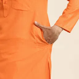 Anug by SOJANYA Men Orange Kurta with Churidar image 5