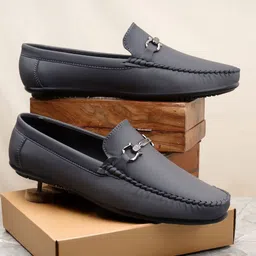 Thivim Men Leather Formal Loafers-picture-22