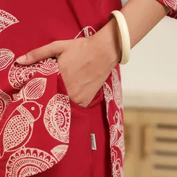 JISORA Red & White Floral Printed V Neck Top With Palazzo Cotton Co-Ords image 5