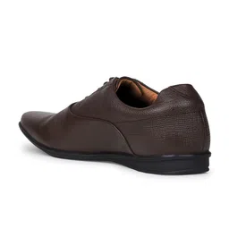 Hush Puppies Men Lace-Up Formal Oxfords image 2