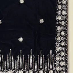 Dupatta Bazaar Women Ethnic Motifs Embroidered Velvet Dupatta with Zardozi image 4