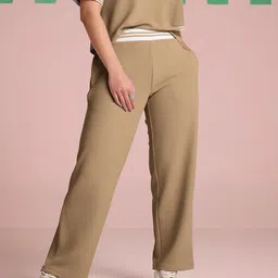 Muvazo Breezy Textured Shirt Collar Top With Trousers Co-Ords image 4