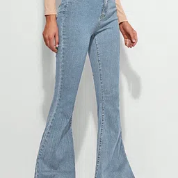 Crazeis Women Bootcut High-Rise Light Fade Jeans image 5