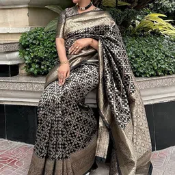 CANIZZARO Zari Silk Blend Banarasi Saree image 3