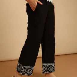 LIMEROAD Women Ethnic Motifs Embroidered Flared Ethnic Palazzos image 4