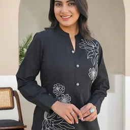 AADVIKA Women Floral Embroidered Cotton Kurta with Trousers-image-21