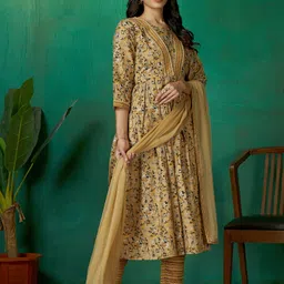 tasrika Women Pure Cotton Kurta Pant Dupatta Set image 5