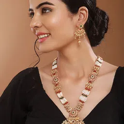 Saraf RS Jewellery Gold Plated Stones Studded & BeadedFiligree Long Maala Jewellery Set image 5