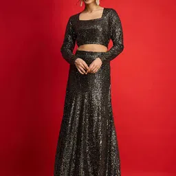 Shae by SASSAFRAS Square Neck Top With Skirt Co-Ords-image-62
