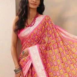 Libas Ethnic Motifs Pure Georgette Zari Saree image 4