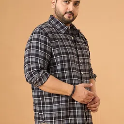 bigbanana Men Classic Tartan Checks Checked Casual Shirt image 3