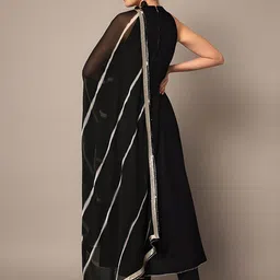 TOP 2 BOTTOM Halter Neck Flared Anarkali Kurta With Trousers & Dupatta image 4