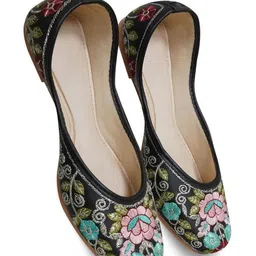 Anouk Women Embroidered Rajasthani Mojari Flats image 3