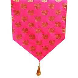 Pink Parrot Pink Jacquard Table Runner-picture-39