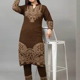 Colorchakra Women Ethnic Motifs Regular Kurta with Trousers image 5
