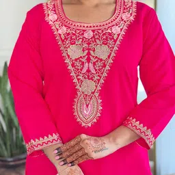 ATOXIC Women Floral Embroidered Regular Thread Work Chanderi Silk Kurta with Trousers & With Dupatta image 5