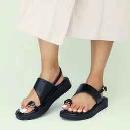 Monrow Women Open Toe Flats with Buckles image 2