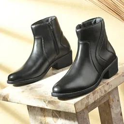 Roadster Women Black Soli Stylish Synthetic Casual Boots-picture-28