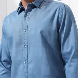 HIGHLANDER Men Slim Fit Opaque Checked Casual Shirt image 2