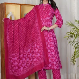 GoSriKi Women Ethnic Motifs Printed Regular Kurta with Trousers & Dupatta Kurta Sets-picture-23