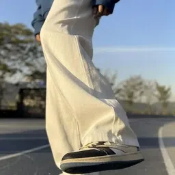 LINARIA Men Beige Coloured Classic Boyfriend Fit Mid-Rise Stretchable Jeans image 3