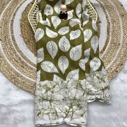 RegalDrapes Floral Printed Pure Georgette Saree With Unstitched Blouse Piece-picture-11