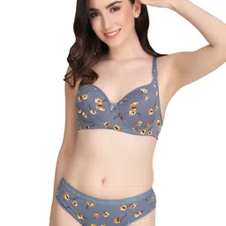 Liigne Women Pack Of 4 Everyday Printed Padded Bra Lingerie Set image 4