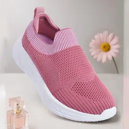 IMPAKTO Women Textured Slip-On Sneakers-image-6