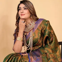 AKSH FASHION Green Silk Blend Sarees-image-76