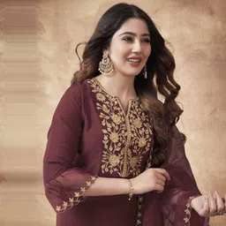 skylee Women Cotton Blend Kurta Pant Dupatta Set-picture-16