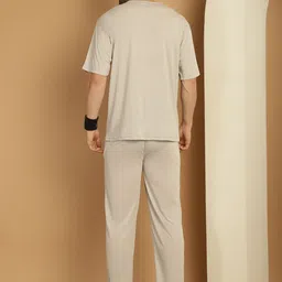 mack jonney Men Night Suit Set Beige Printed image 2