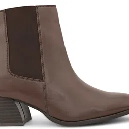 roadster Boots For Women image 3