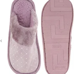 wolvesden Women Slides image 3