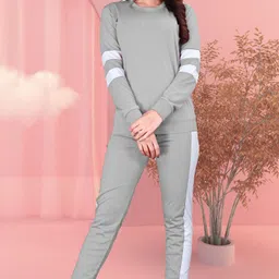 de trendz Striped Women Track Suit-picture-10