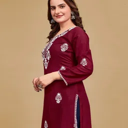 kalavrund creation Women Chikan Embroidery Viscose Rayon Straight Kurta image 5