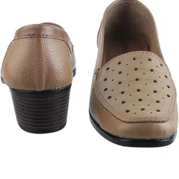 mochi 31-4880 Boots For Women image 2