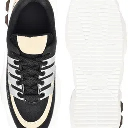 frencho Training & Gym Shoes For Men image 5