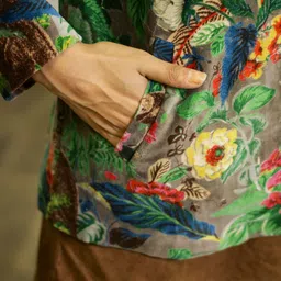 SANSKRUTIHOMES Floral Printed Lapel Collar Lightweight Longline Tailored Jacket image 2