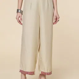 HERE&NOW Women Embroidered Thread Work Kurta With Trousers & Dupatta image 5