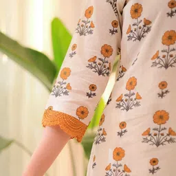 avni fashions Women Cotton Blend Kurta Pant Set image 3