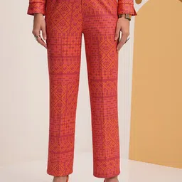 Vishudh Geometric Printed Shirt Collar Tunic With Trousers image 2